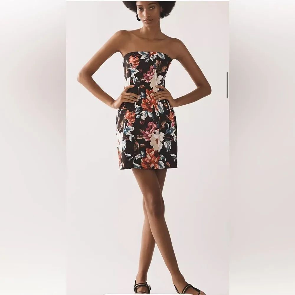 Anthropologie Strapless Sculpted Mini Dress